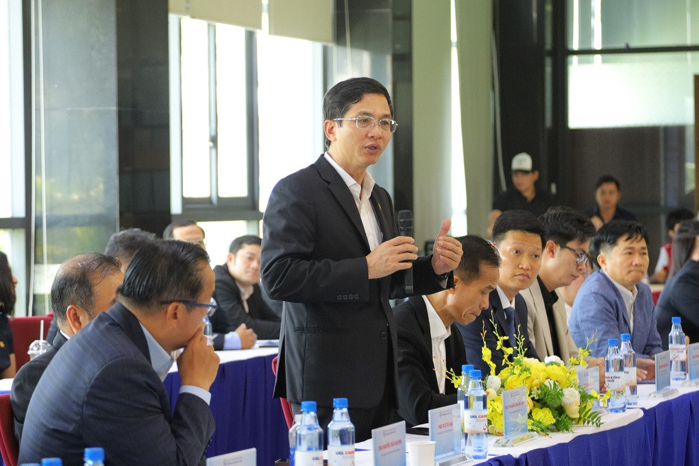Giảng viên đại học ở TPHCM được “sáng ở doanh nghiệp, chiều về giảng đường” - 1