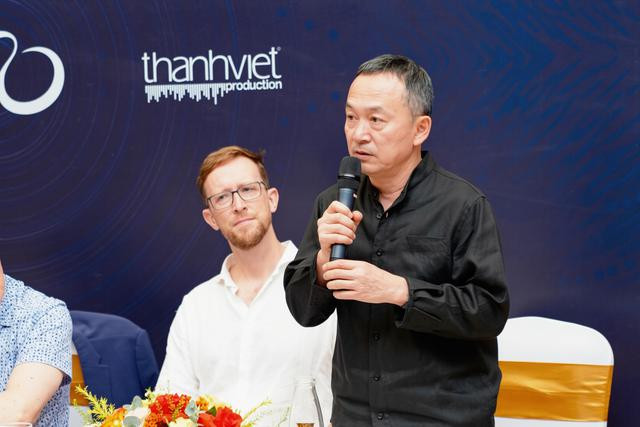 Nhạc trưởng hơn 20 năm dẫn dắt Nhà hát Opera Hoàng gia Anh cùng dàn nhạc London trình diễn tại Hà Nội - Ảnh 2.