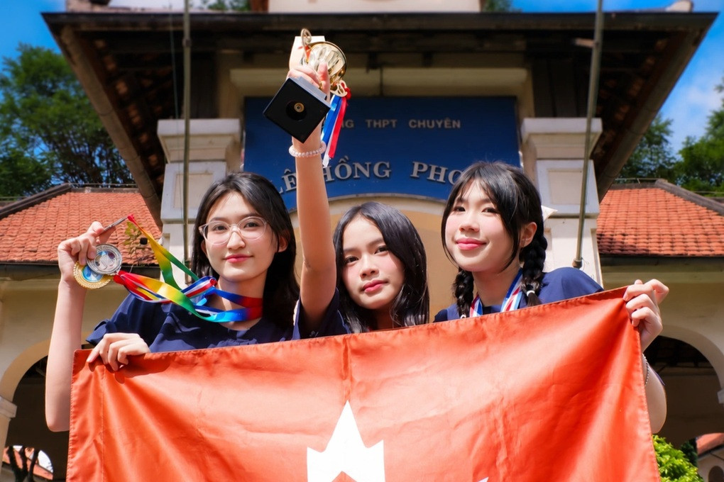 Học sinh chuyên Lê Hồng Phong TPHCM trở thành quán quân “Trường Teen 2026” - 3