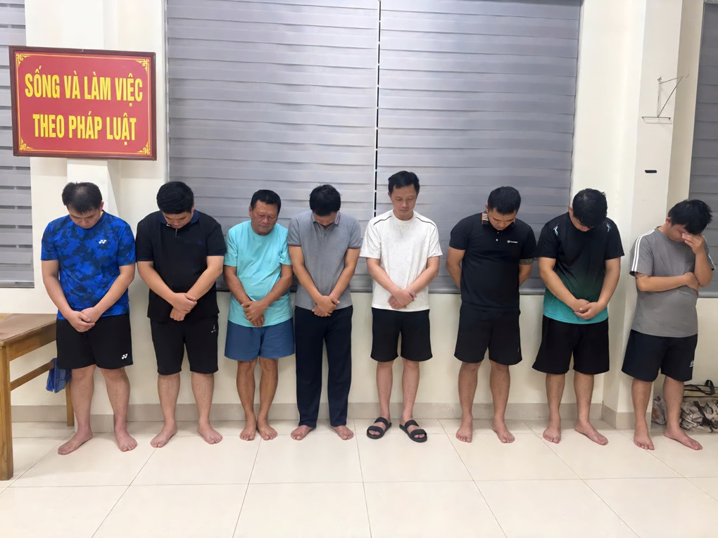 Khởi tố 2 giảng viên đại học trong đường dây 1.500 văn bằng, chứng chỉ giả - 1