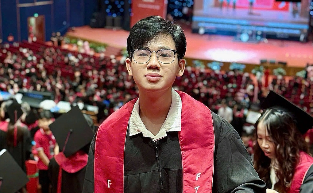 Nhật Minh trong lễ tốt nghiệp, tháng 9/2025. Ảnh: Nhân vật cung cấp