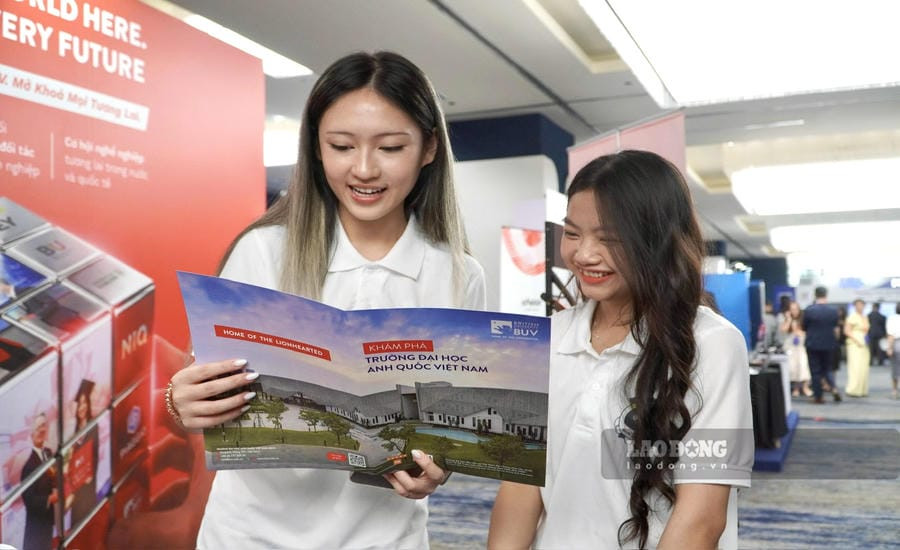 Tốt nghiệp loại giỏi vẫn khó đáp ứng yêu cầu tuyển dụng