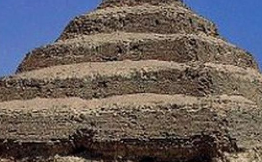 Phát hiện kim tự tháp cổ nhất thế giới, không ở Ai Cập