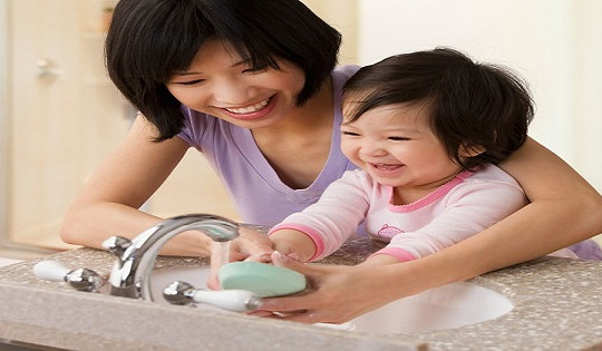 Sau mưa lũ phòng tiêu chảy cấp do Rotavirus