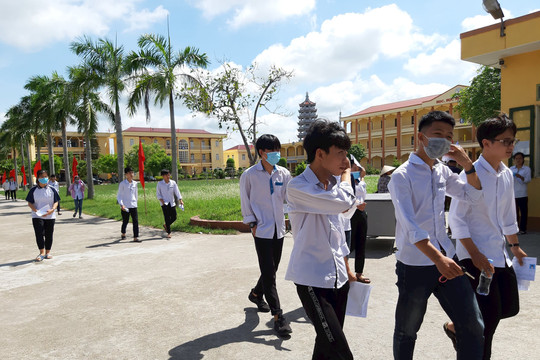 Nam Định: Đề thi dễ, thí sinh thở phào kết thúc kỳ thi