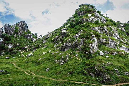 Núi Trầm - Hà Nội: nơi lý tưởng để dã ngoại