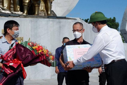Quảng Bình: 29 y bác sĩ được chi viện vào TP.HCM tiếp sức chống dịch 