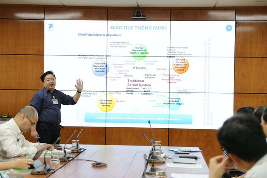 ĐH Quốc gia Hà Nội hợp tác thúc đẩy chuyển đổi số giáo dục