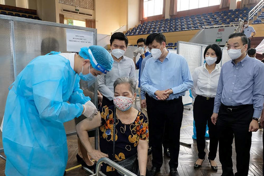 Mục tiêu 100% người dân Hà Nội được tiêm vắc-xin đến ngày 15/9 