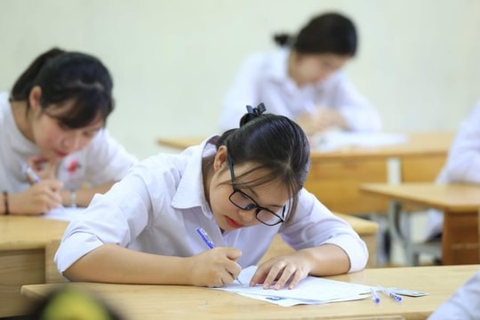 Điểm cao vì đề thi quá dễ?