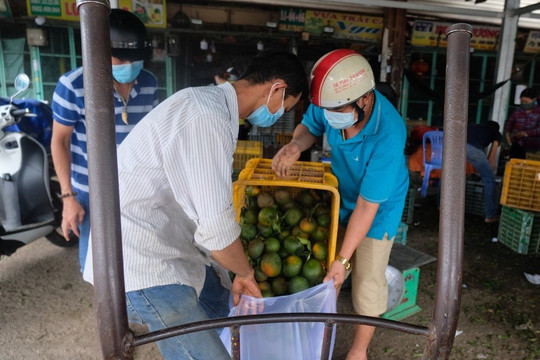 Chợ đầu mối TP Hồ Chí Minh có nguy cơ tái đóng cửa