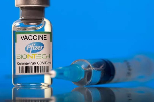 Chủ tịch Pfizer: Có thể phải tiêm vaccine Covid-19 hàng năm