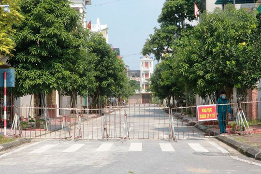 Người dân TP Nam Định không ra khỏi nhà từ 22h đến 5h sáng