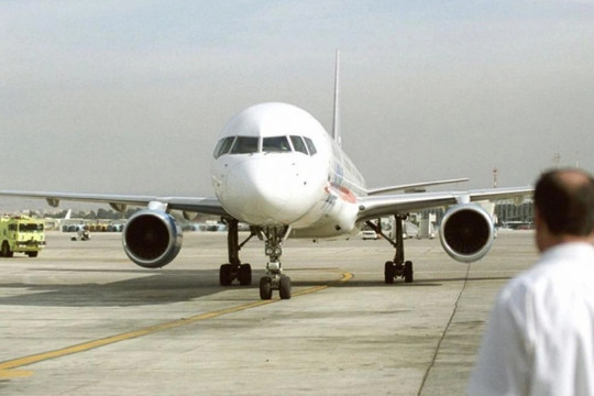 Vụ máy bay va chạm: Đình chỉ loạt nhân viên hàng không, lập tổ điều tra