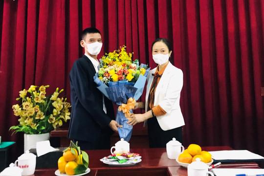 Bắc Giang: Trường THCS Việt Tiến có tân Hiệu trưởng 