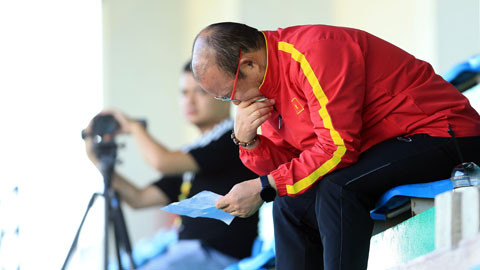 ĐT Việt Nam trước trận gặp Nhật Bản: Ông Park đau đầu nơi khung gỗ