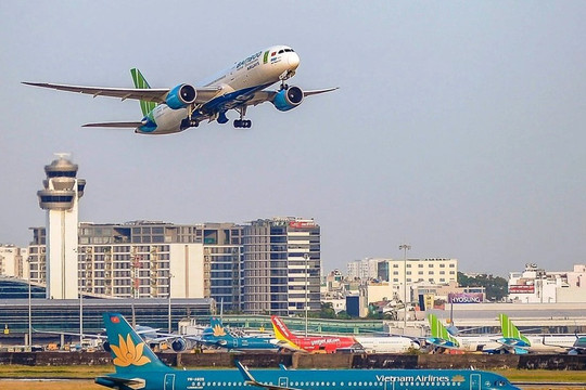 Đề xuất tăng tần suất khai thác hàng không nội địa từ tháng 12