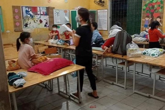 Nam Định: Nhiều địa phương tạm dừng cho học sinh đến trường vì Covid-19
