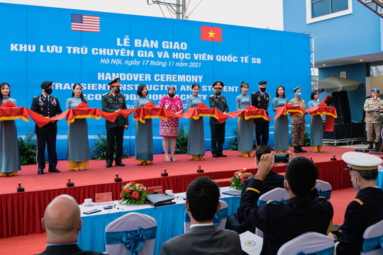 Hoa Kỳ bàn giao cơ sở lưu trú cho Cục Gìn giữ Hòa bình Việt Nam
