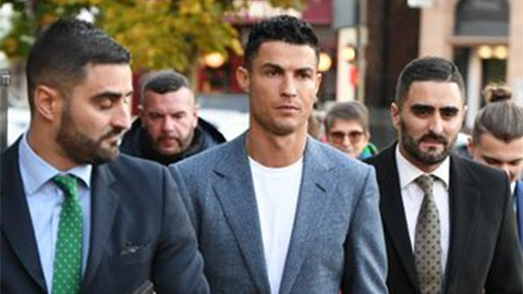 Vệ sĩ của Ronaldo bị điều tra vì làm việc bất hợp pháp