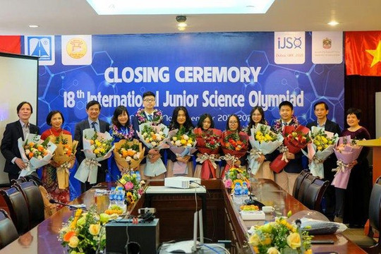 Học sinh Hà Nội đoạt 4 huy chương vàng Olympic Khoa học trẻ quốc tế 2021