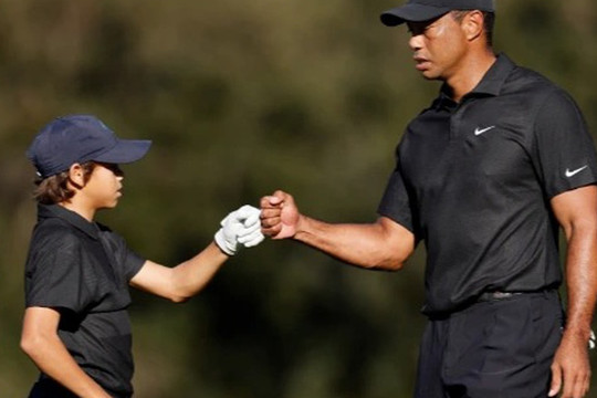Tiger Woods nằm trong nhóm các golfer rớt hạng thê thảm nhất năm 2021