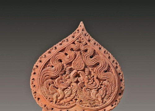 Đỉnh cao gốm Việt qua “Lá đề chim phượng” và bát sứ thấu quang hình rồng