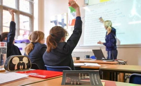 Cách các quốc gia châu Âu bảo vệ người dạy và học khi mở lại trường 