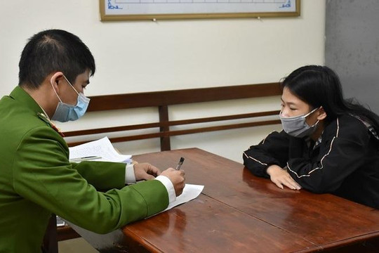 Đang nợ án 20 năm tù, cô gái quê Nam Định tiếp tục đi giao ma tuý