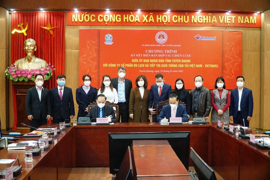 Vietravel và tỉnh Tuyên Quang ký kết hợp tác chiến lược phát triển du lịch