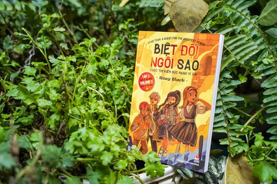 Ra mắt sách “Biệt đội Ngôi sao” của kỉ lục gia nhí Việt Nam