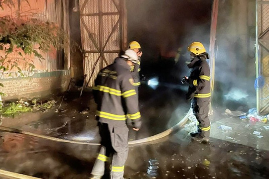 Điều tra vụ cháy kho xưởng Công ty cổ phần đầu tư bê tông Thịnh Liệt 