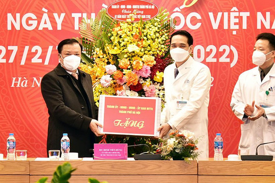Bí thư Thành ủy Hà Nội: Không được chủ quan với dịch bệnh