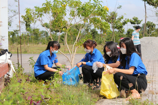 Trường Đại học Kiên Giang khởi động Tháng Thanh niên với chủ đề "Sáng tạo"