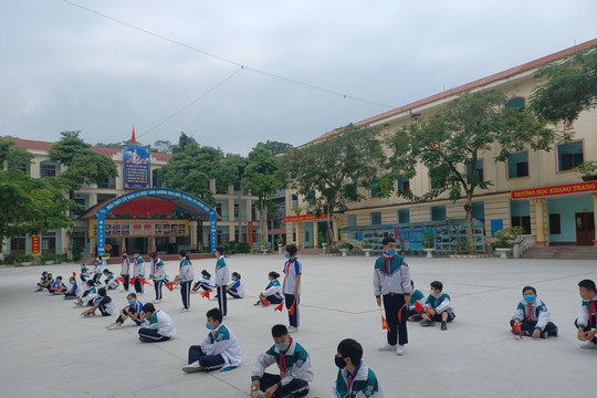 Hà Giang: Học sinh 5 huyện, thành phố tiếp tục dừng đến trường