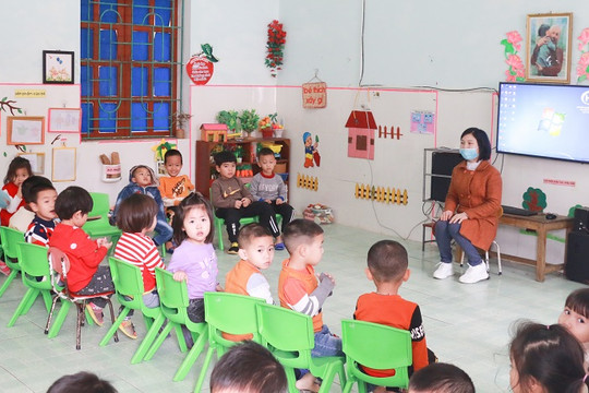 Nghệ An: Hơn 2.000 giáo viên mầm non hợp đồng thấp thỏm giữ nghề