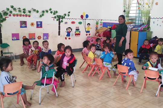 Hàng chục giáo viên mầm non ở Thanh Hoá đi làm không lương