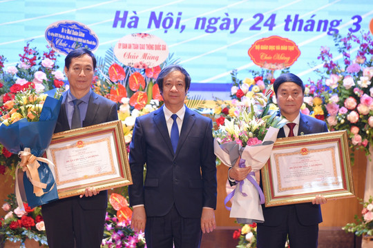 Bộ trưởng Nguyễn Kim Sơn gợi ý định hướng phát triển Trường Đại học Giao thông Vận tải