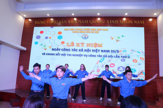 Học viện Thanh thiếu niên kỷ niệm ngày Công tác xã hội  Việt Nam