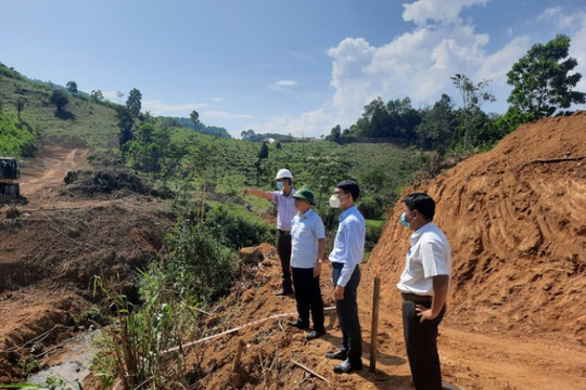 Thừa Thiên – Huế: Cựu chiến binh hiến hàng trăm m2 đất để mở đường
