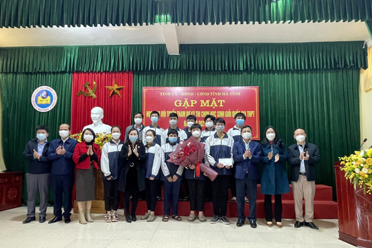 Hà Tĩnh: Gần 75% học sinh dự thi đạt giải tại Kỳ thi chọn học sinh giỏi quốc gia