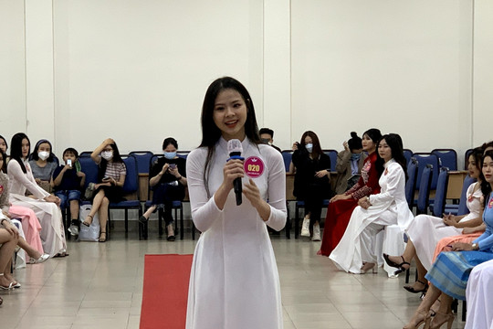 Sinh viên Đại học Đà Nẵng tranh tài tại cuộc thi “Tìm kiếm đại sứ Miss & Mr UD”