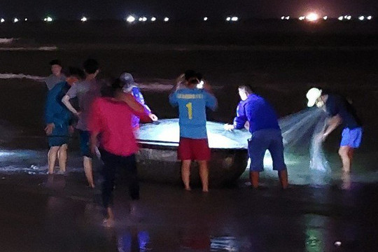 Tìm thấy thi thể thanh niên người Nam Định mất tích khi tắm biển Đà Nẵng