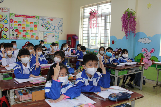 Bắc Giang: Cơ sở giáo dục dạy học tiếng Anh với giáo viên nước ngoài được hoạt động lại