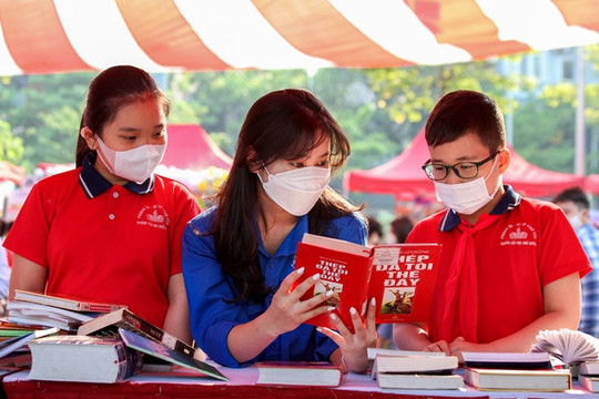 Vĩnh Phúc: Sôi nổi Ngày hội văn hoá đọc sách tại thành phố Vĩnh Yên