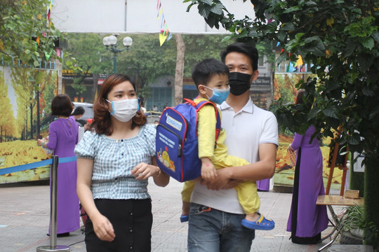 Gần 540.000 trẻ mầm non Hà Nội náo nức trong ngày hội đến trường
