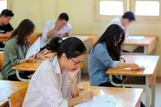 Lịch sử, Sinh học vào bài thi tổng hợp tuyển sinh vào lớp 10 Hưng Yên