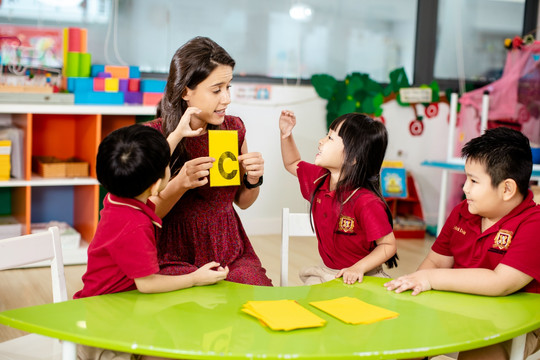 Trường Quốc tế Việt Úc gia nhập Tập đoàn Giáo dục Quốc tế XCL