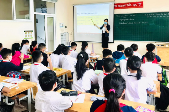 Hà Nội: Số học sinh vượt quy định, Phòng GD&ĐT phải có văn bản báo cáo