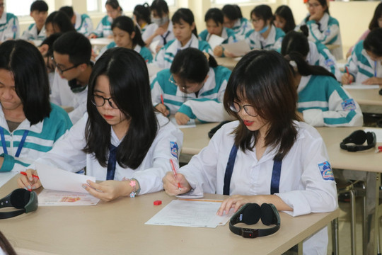 Ninh Bình: Tổ chức thi thử cho học sinh khối 9 và 12